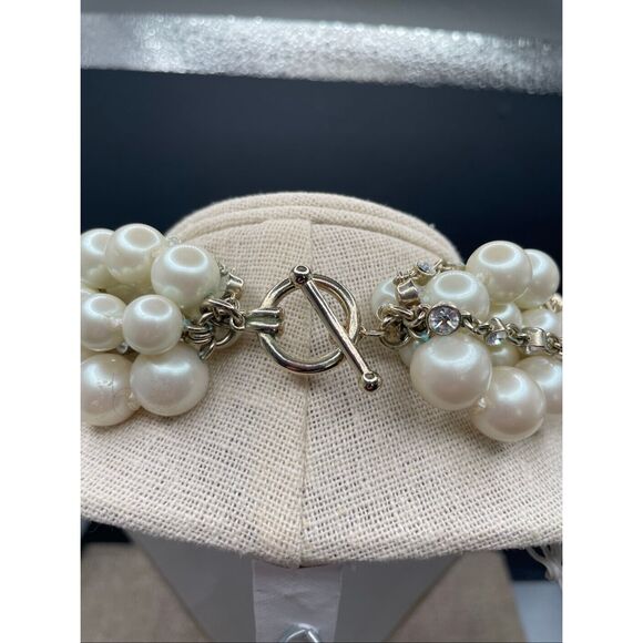 Stacked Pearl Choker Necklace With Rhinestones - Picture 2 of 7